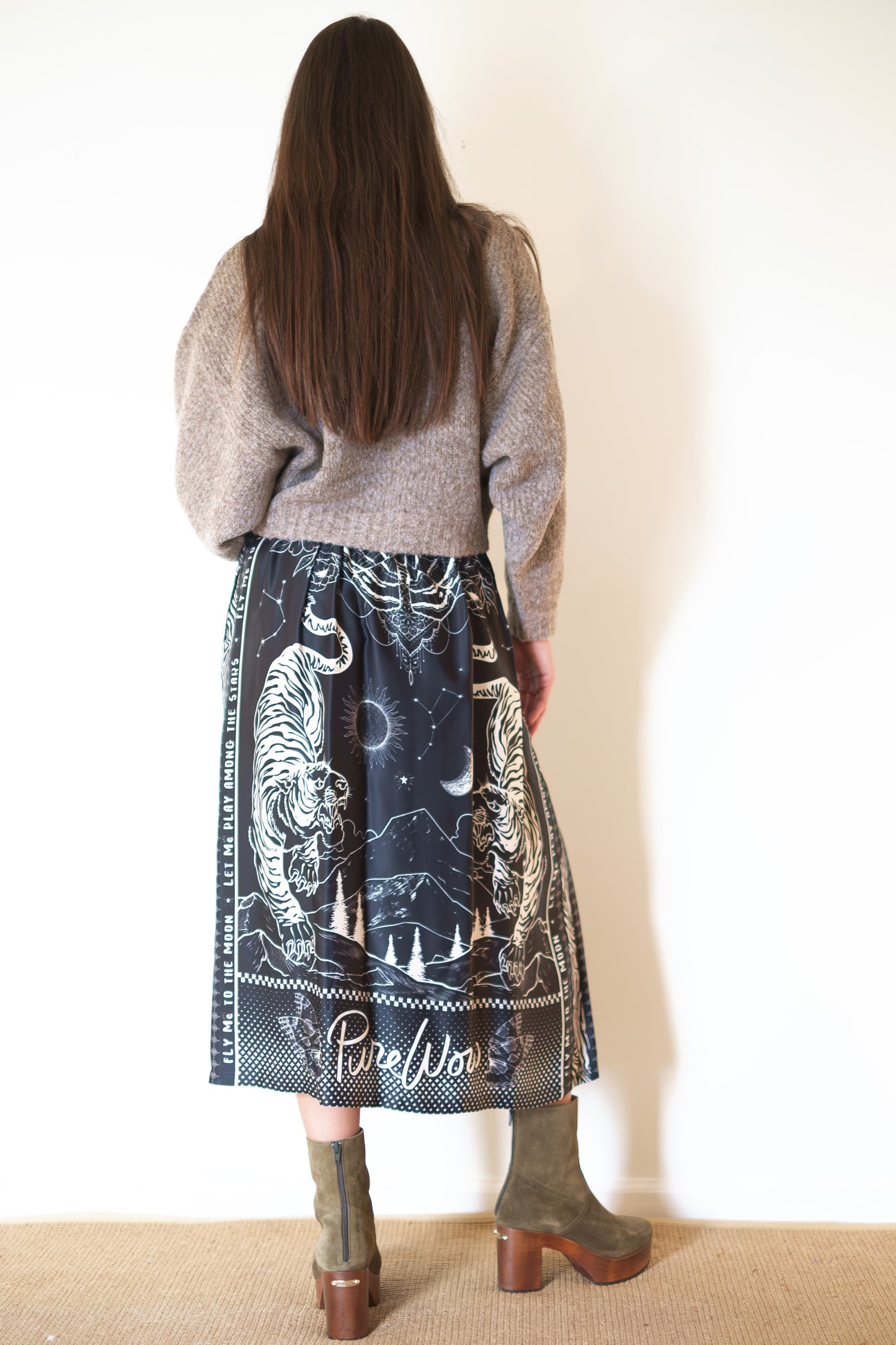 ME369 Vanessa Skirt - Black Magic