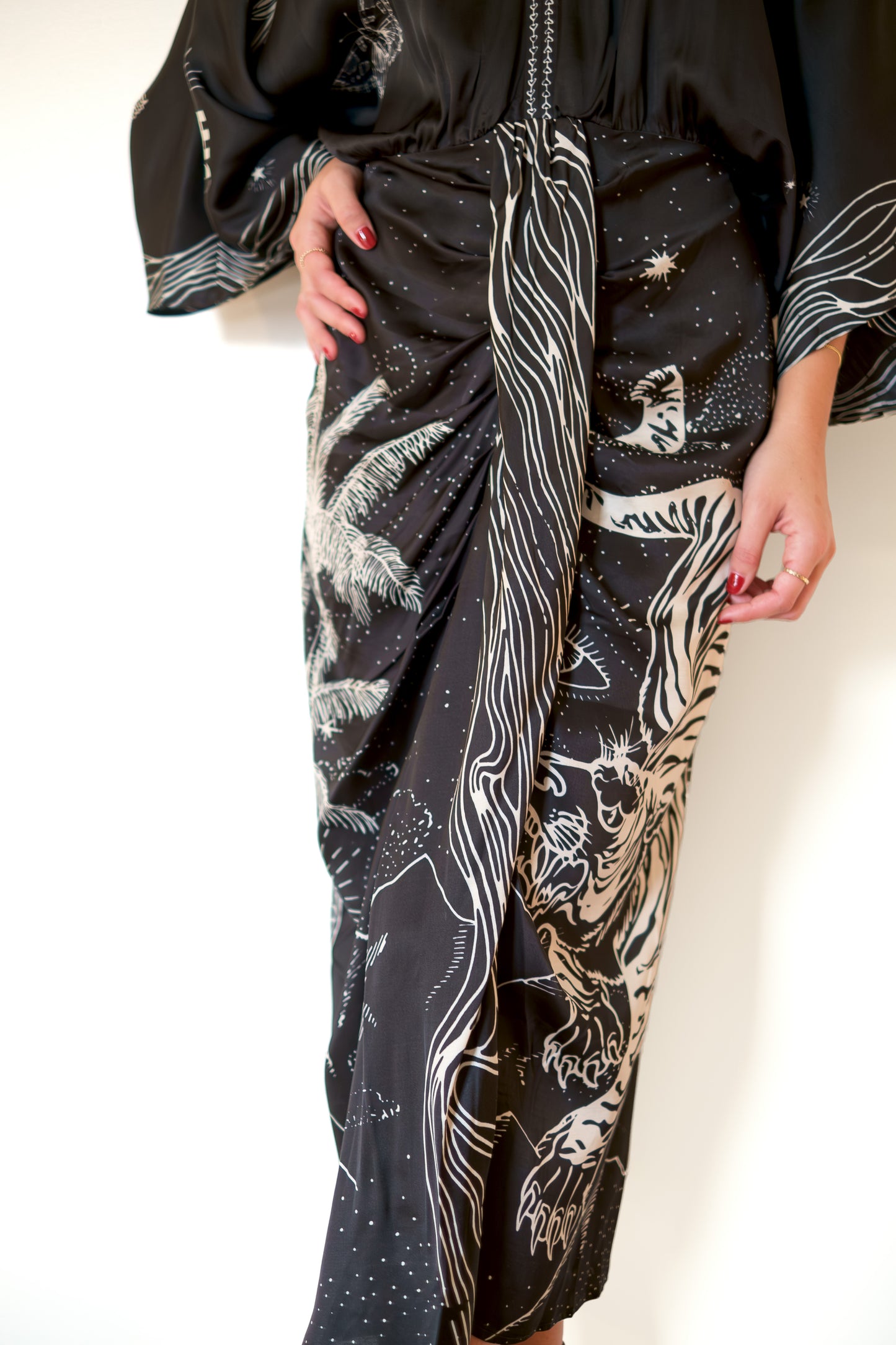 ME369 Sophia Kimono Dress - Black Magic