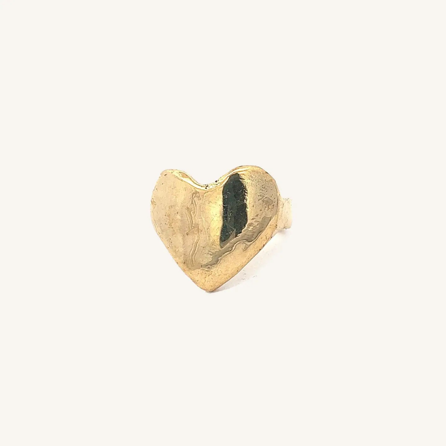 Dea Dia Eros Heart Signet Ring