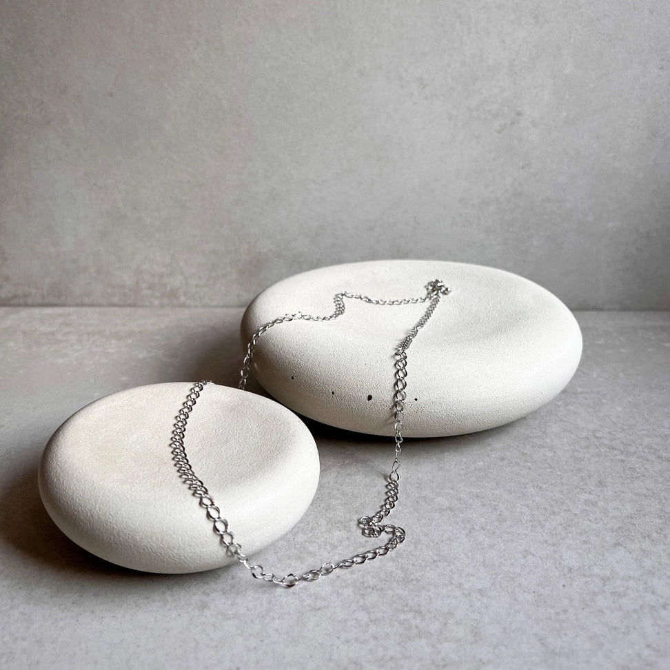 Minimal Loot Design Pebble Nesting Tray Set