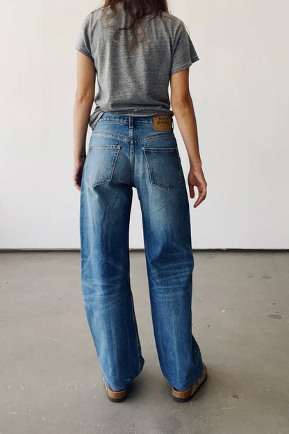Hey Gang - The Wide Slouch | Earle Wash
