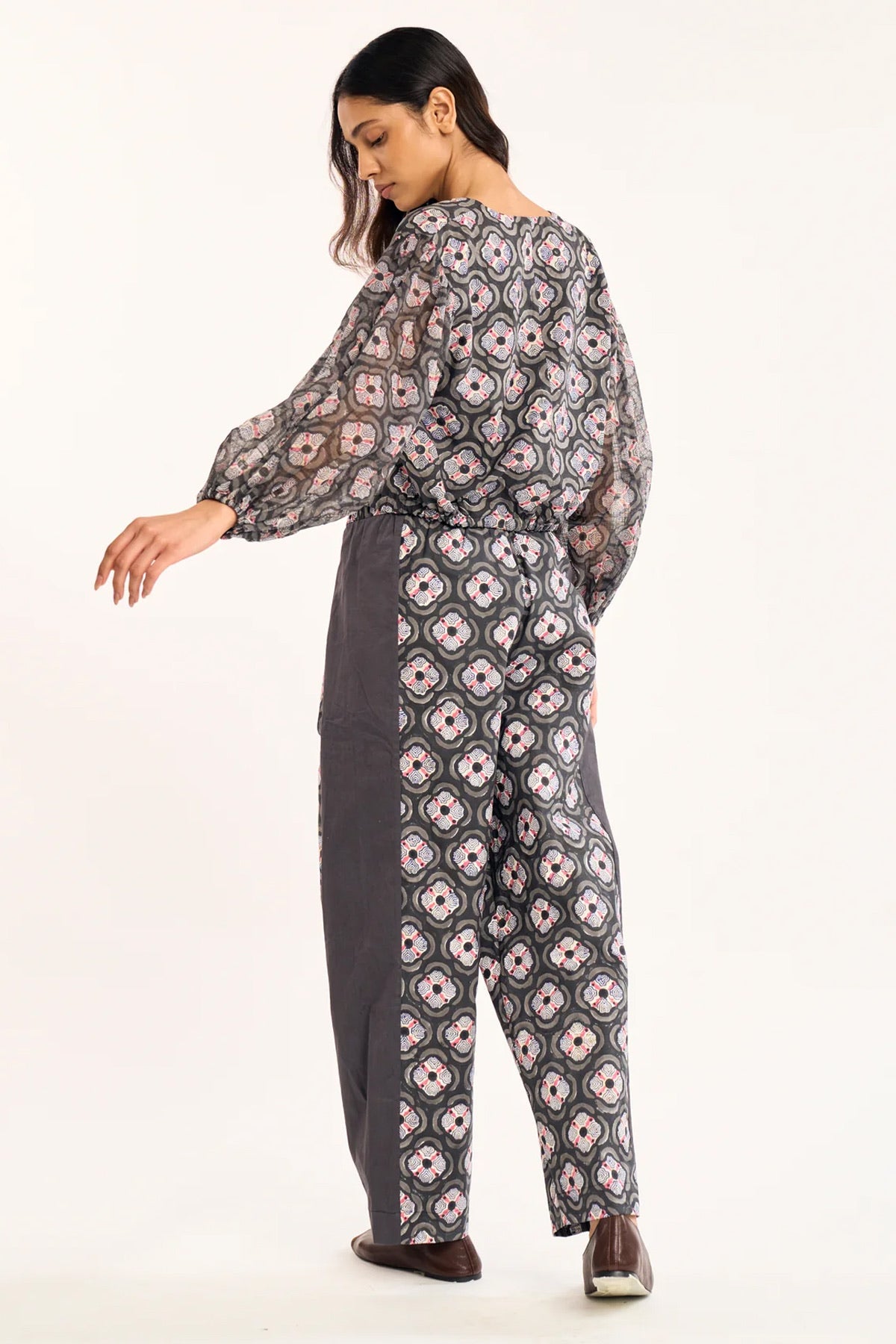 Rujuta Sheth Sol Top | Charcoal Botanica