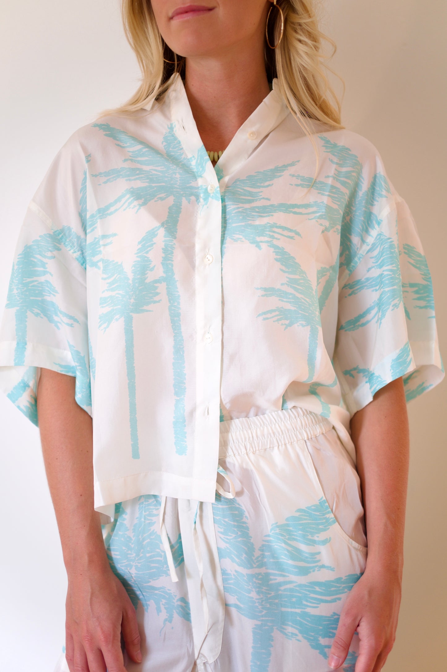 État D’été | Boxy PJ Blouse - Iced Aqua Palm / White Ground