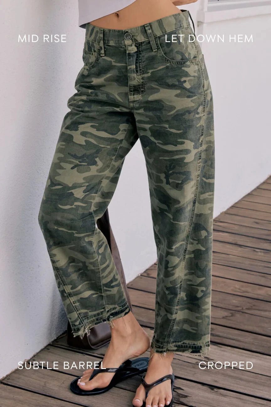 AMO Maria Pant in Camo