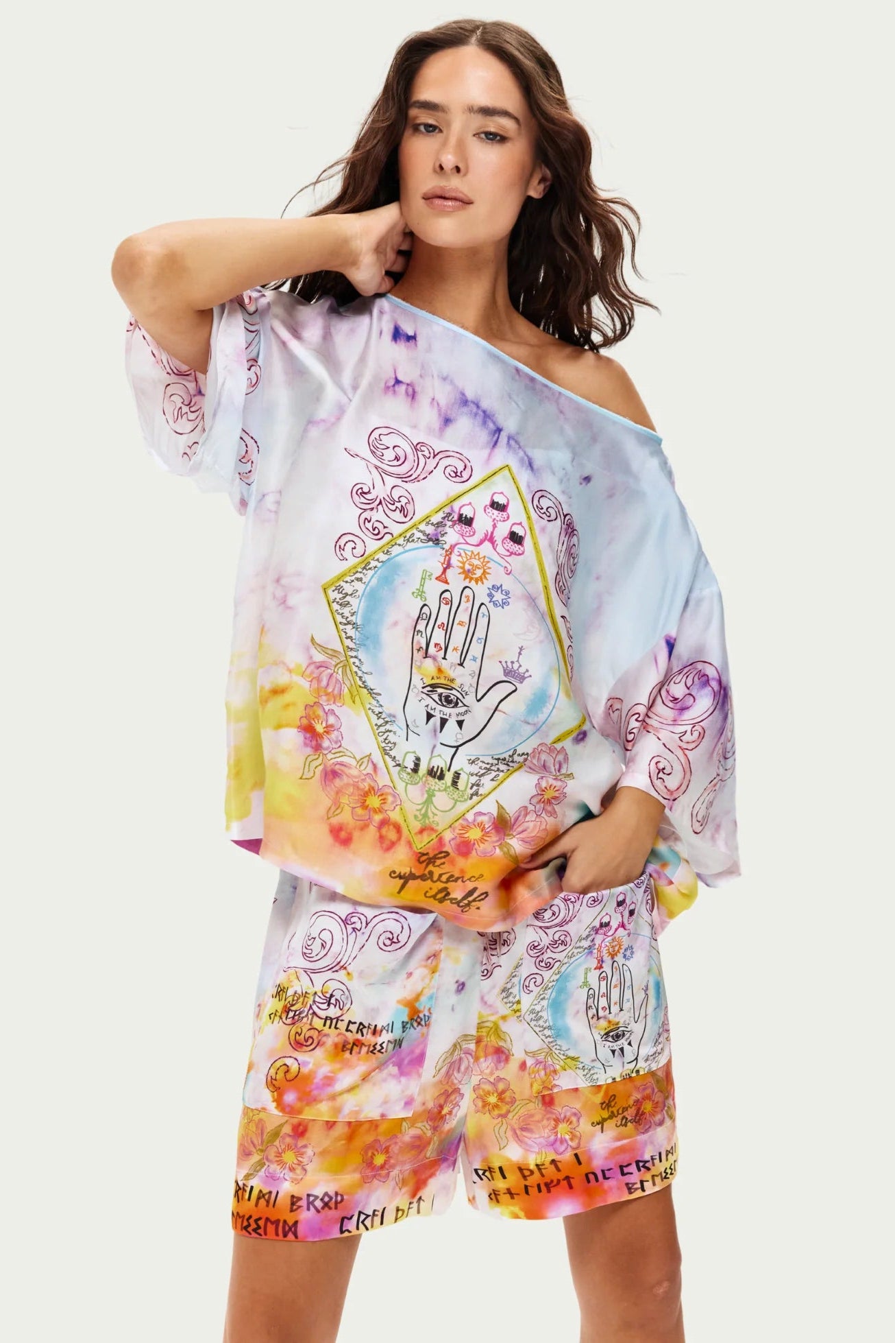 ME369 Kori Shorts - Runic Whisper