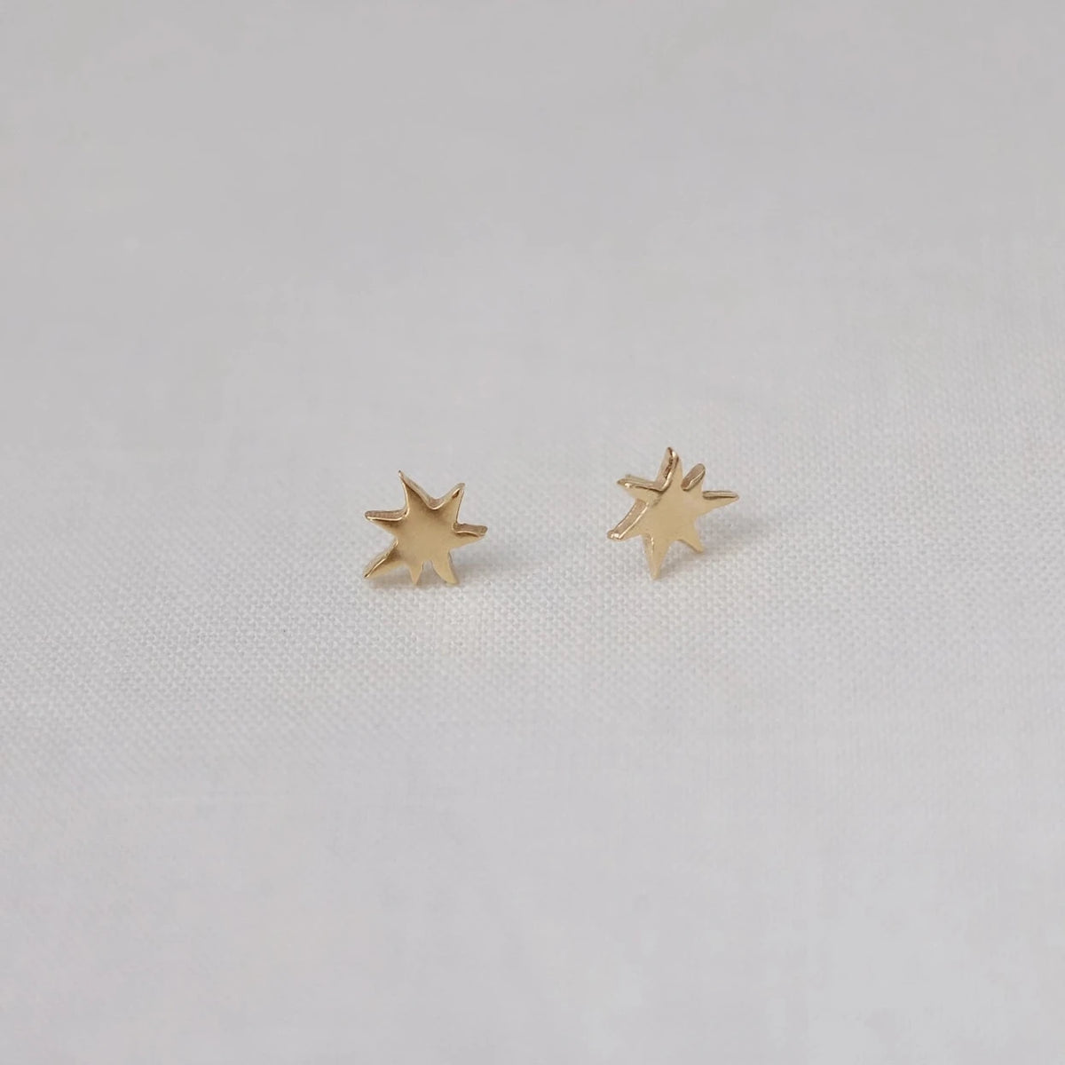 Sarah Safavi Jewelry - Sunburst Charm Earrings