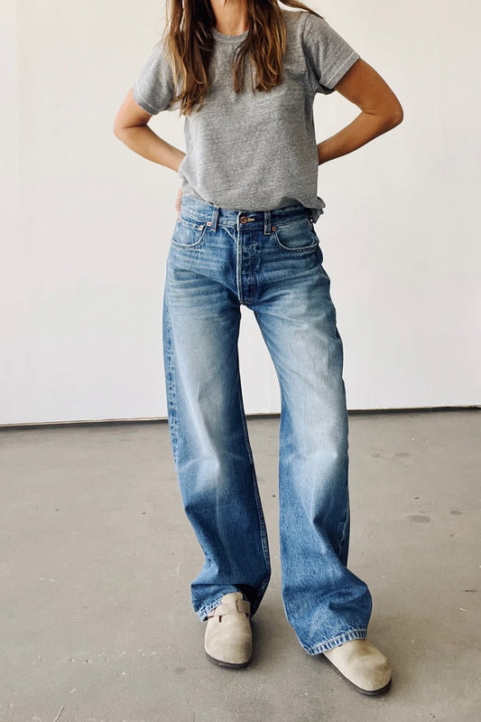 Hey Gang - The Wide Slouch | Earle Wash