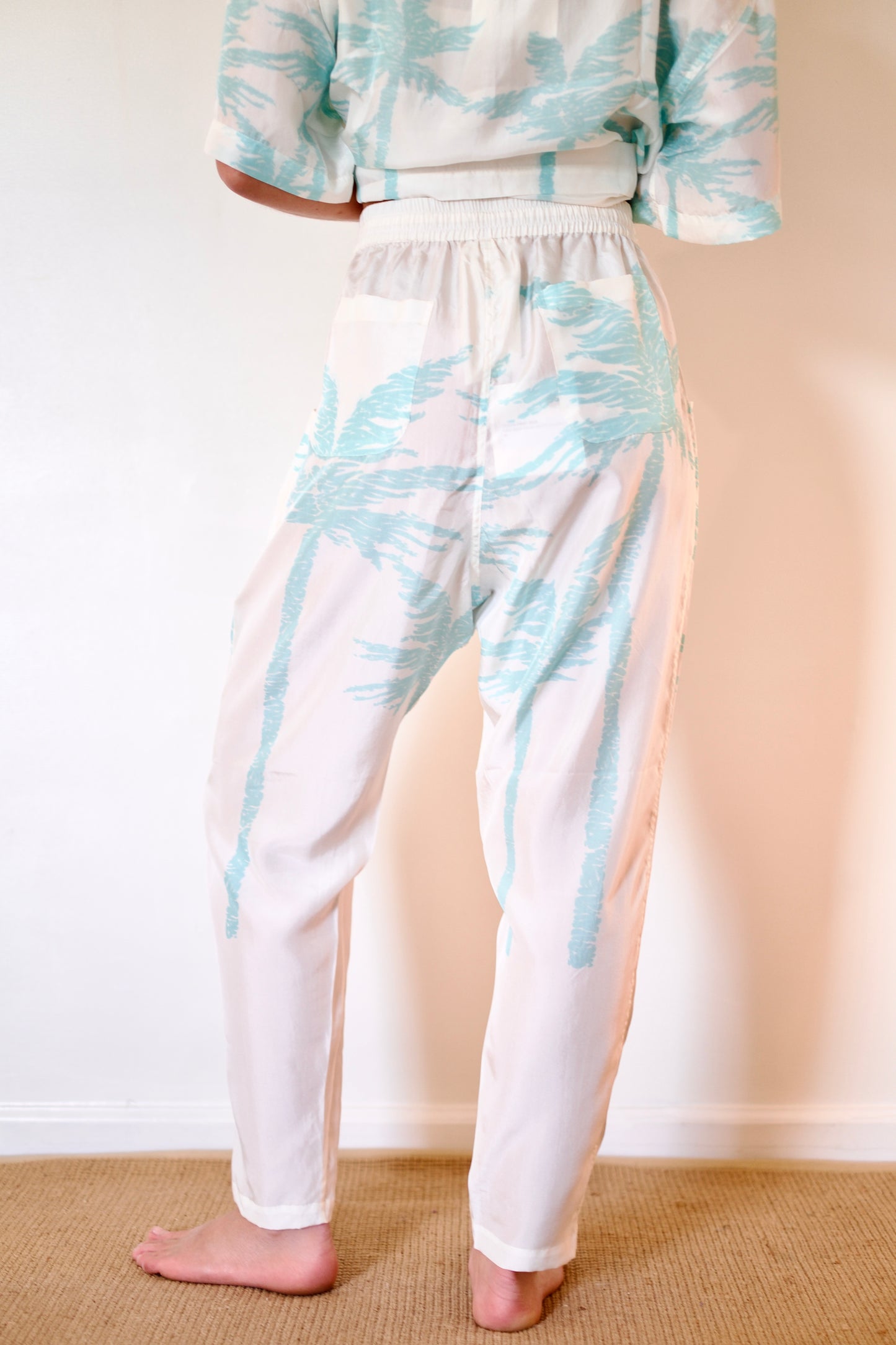État D’été | Playa Pant Silk - Iced Aqua Palm / White Ground