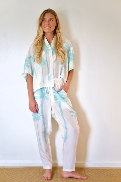 État D’été | Boxy PJ Blouse - Iced Aqua Palm / White Ground
