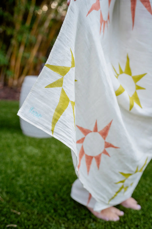 Frae Pareo - Resort Sun