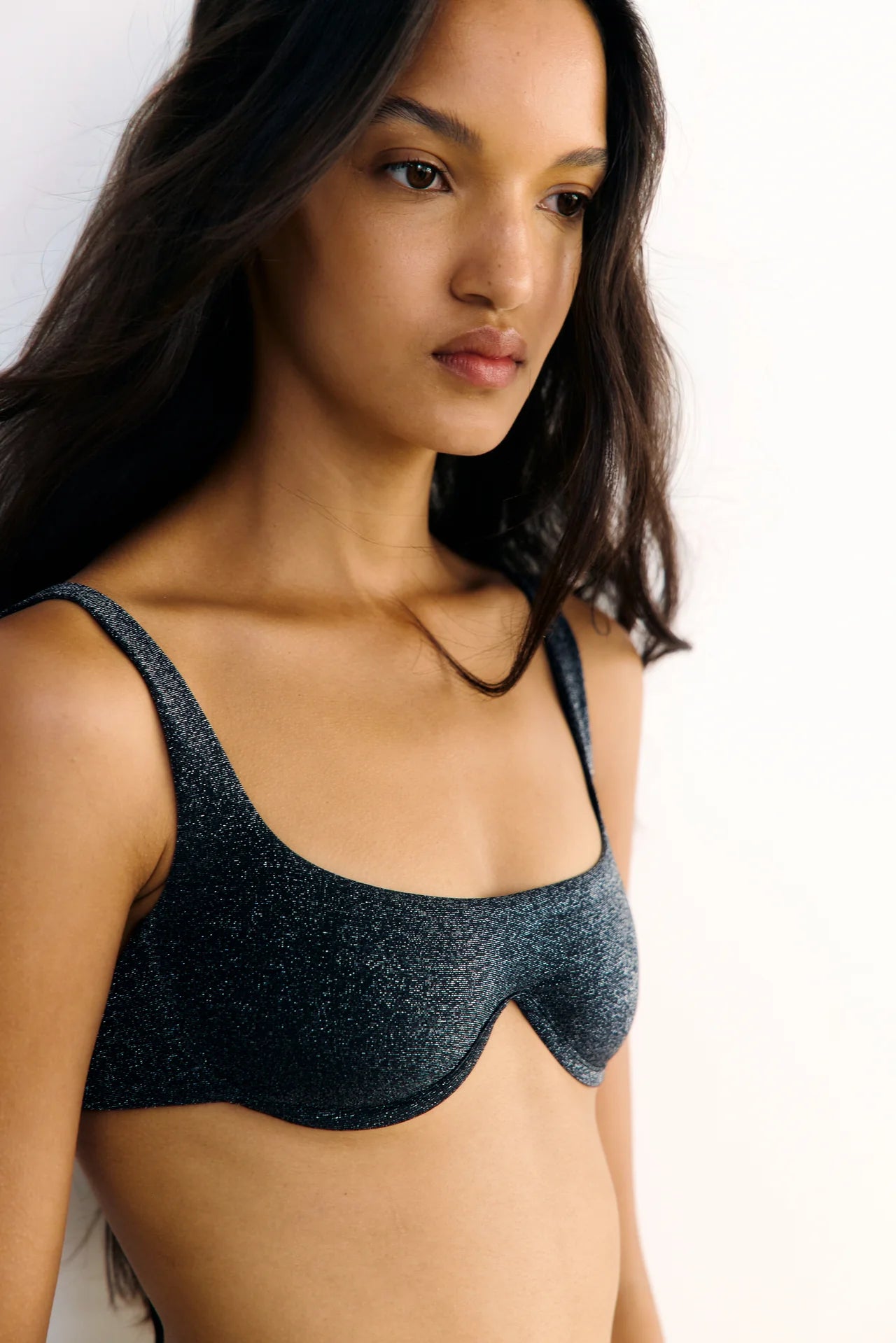 Anane-Underwire Top Midnight Black
