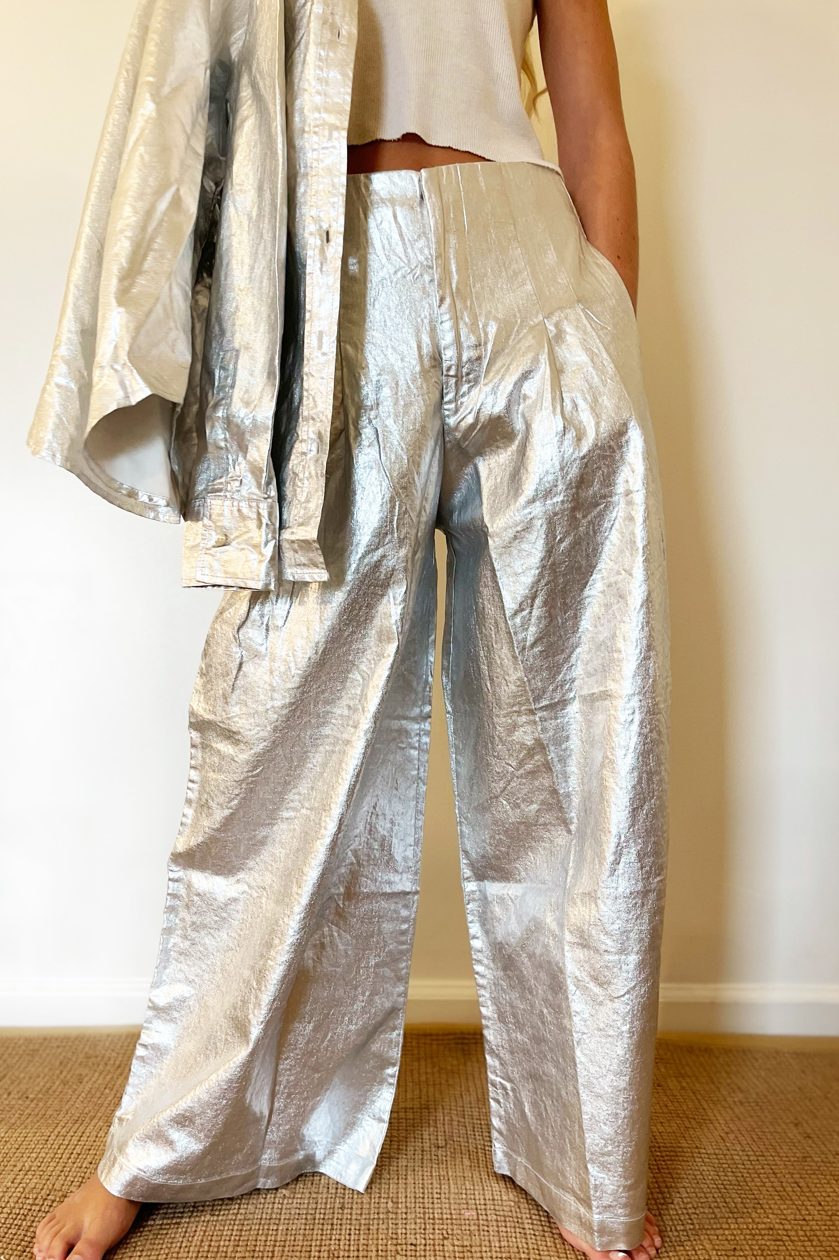 Lanhtropy Culotte Metallic Linen Pants -Silver