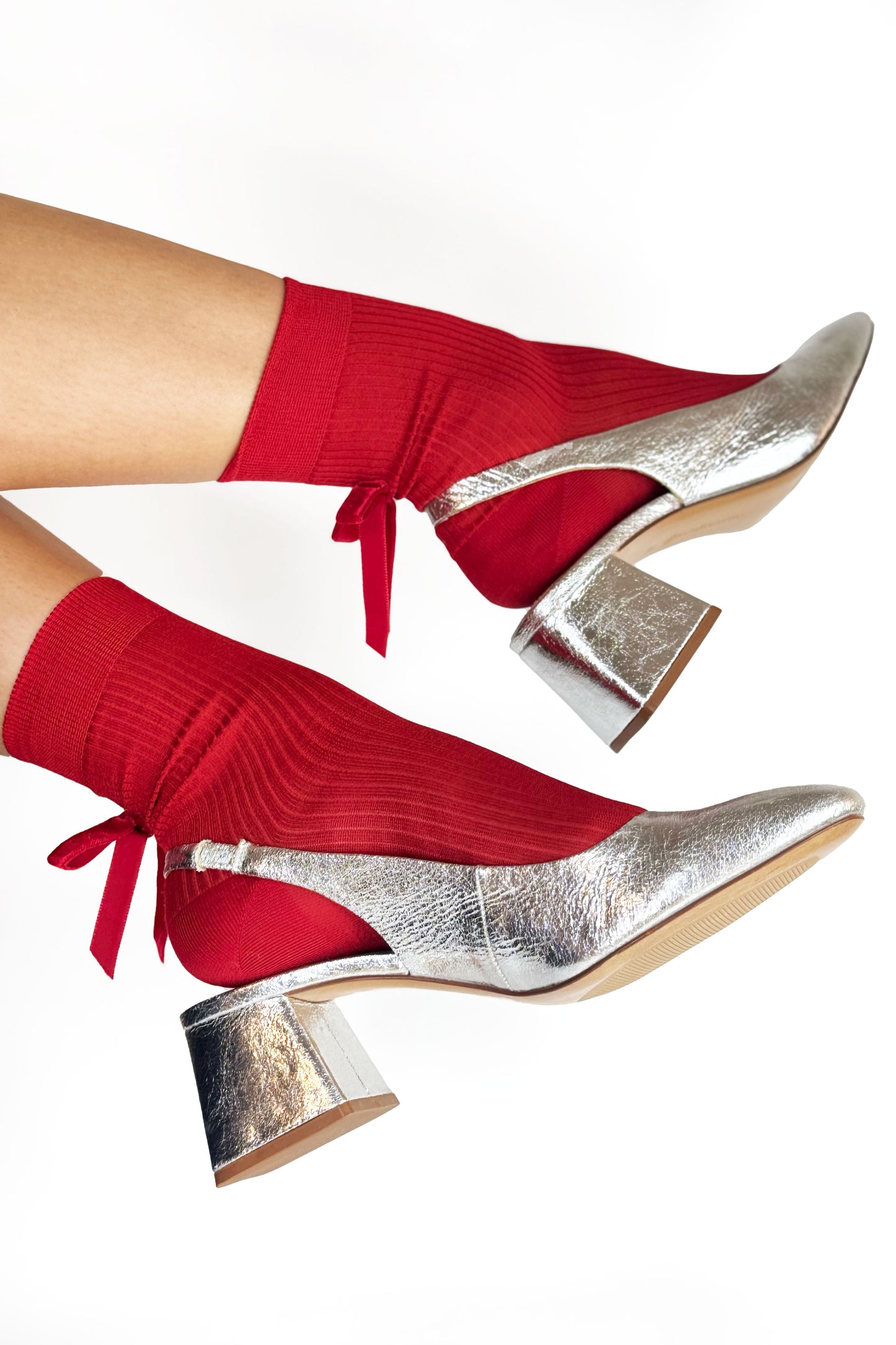 Maria La Rosa One Ribbed Velvet Bow Socks