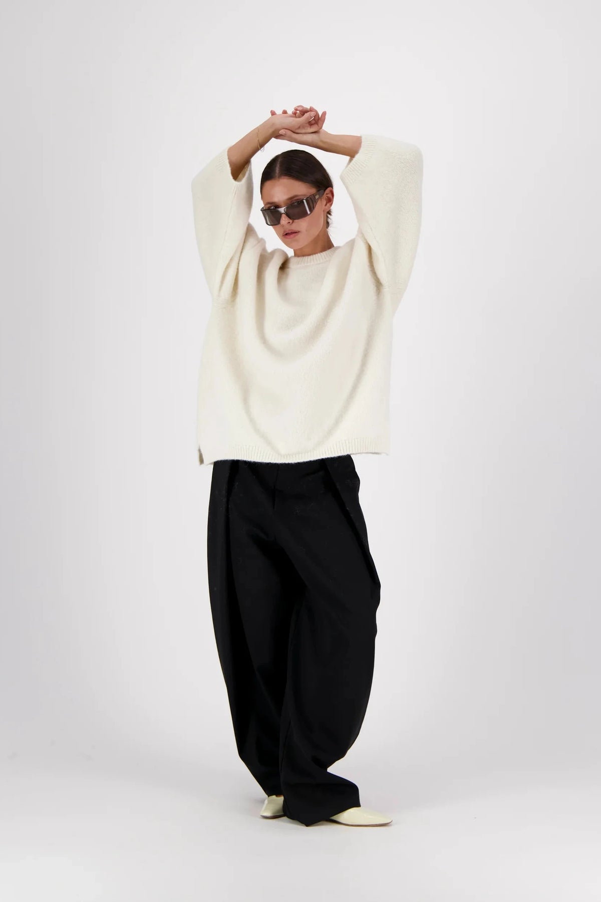 Mr Mittens - Arlo Oversized Jumper in White