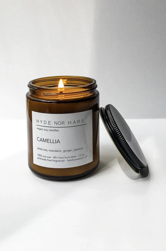 Hyde Nor Hare Candle -Camellia