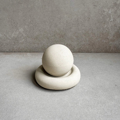 Minimal Loot Design Passive Essential Oil Diffuser Sphere