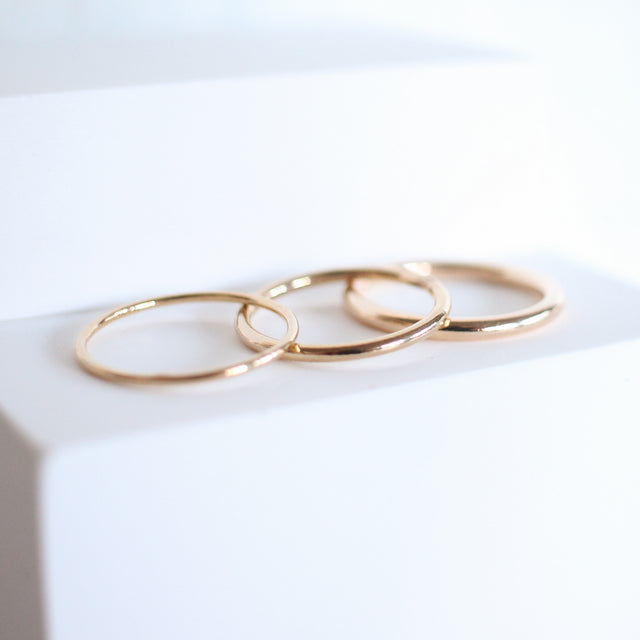 Thin Smooth Stackable Ring