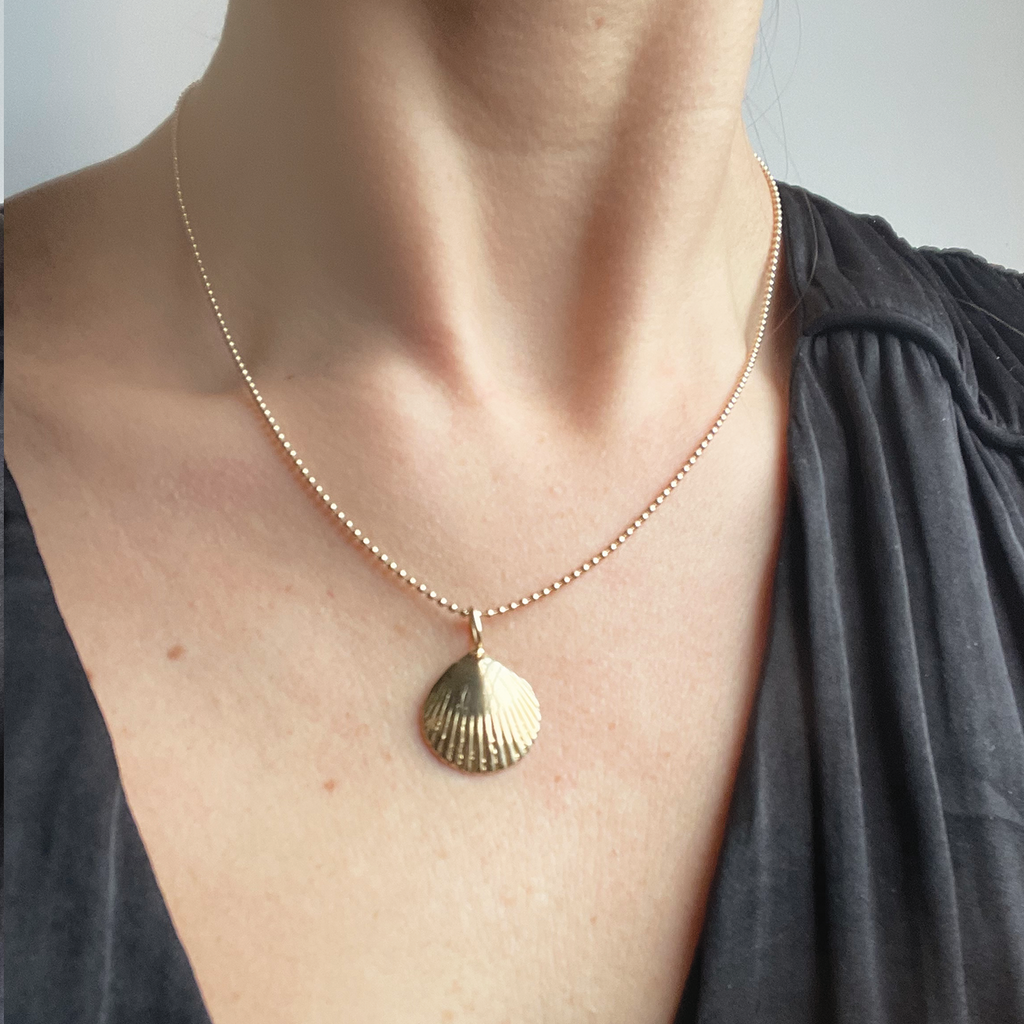 14K Charm- Scalloped Shell