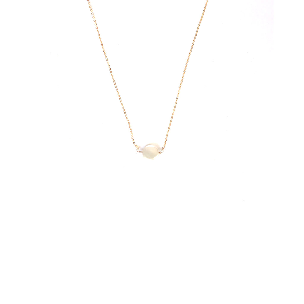 Single stone pearl necklace